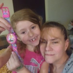 Meet your Posher, Kandi